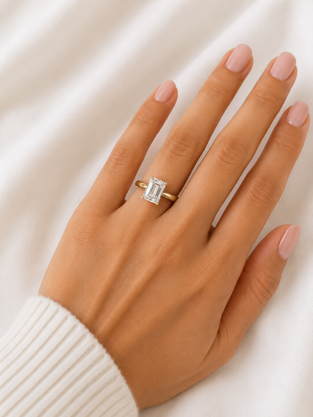 Emerald Cut Lab Diamond Engagement Ring – 2.00ct Total | 14K Gold | IGI Certified